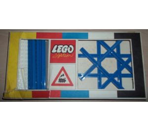 LEGO 2 Cross Rails, 8 Straight Tracks, 4 Base Plates Set 155 Packaging