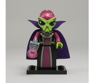 LEGO Alien Villainess Set 8833-16