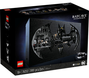 LEGO Batcave – Shadow Box Set 76252 Packaging