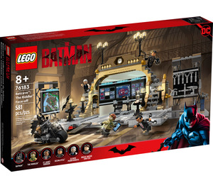 LEGO Batcave: The Riddler Face-Off Set 76183 Packaging