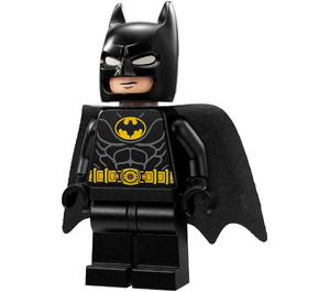 LEGO Batman mit Schwarz Anzug und Gold Gürtel mit Neutral / Angry Gesicht Minifigur