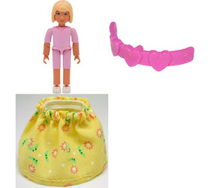 LEGO Belville Woman met Pink Shorts, Pink Shirt met Necklace Headband