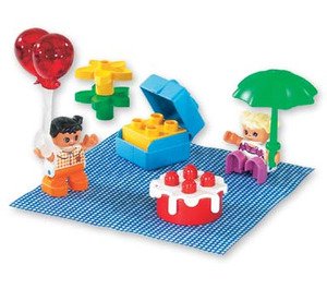LEGO Birthday Party 3605-2