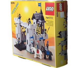 LEGO Zwart Falcon's Fortress 6074 Packaging