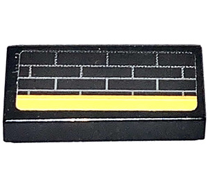 LEGO Schwarz Fliese 1 x 2 mit Silber Gitter und Gelb Stripe Aufkleber mit Nut (3069)