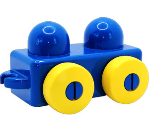 LEGO Blau Primo Fahrzeug Basis mit Gelb Räder und tow hitches