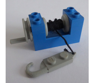 LEGO Blau Winch 2 x 4 x 2 mit Light Grey Drum mit String und Light Grey Haken