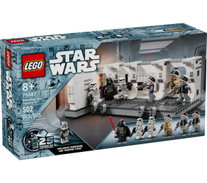 LEGO Boarding the Tantive IV Set 75387 Packaging