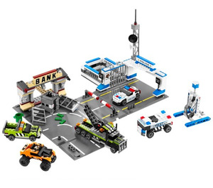 LEGO Brick Street Getaway 8211