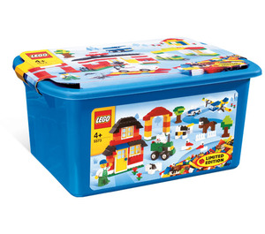 LEGO Build and Play Set (Blue Tub) 5573-1