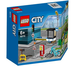 LEGO Build My City Accessory Set 40170 Packaging