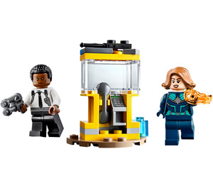 LEGO Captain Marvel and Nick Fury 30453