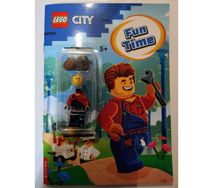 LEGO City fun time activity booklet with Harl Hubbs & accessories