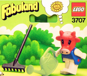 LEGO Clara Cow Set 3707