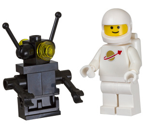 LEGO Classic Spaceman Minifigure Retro Set 5002812