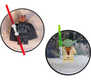 LEGO Darth Maul and Yoda magnets (5002822)