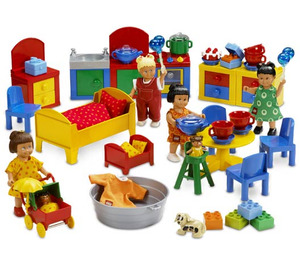 LEGO Dolls Family Set 9234