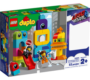 LEGO Emmet et Lucy's Visitors from the DUPLO Planet 10895 Packaging