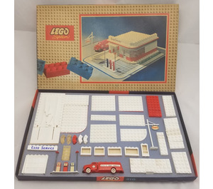 LEGO Esso Filling Station Set 310-5