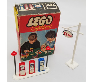 LEGO Esso Pumps and Sign Set 231-2