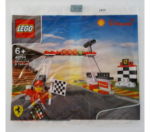 LEGO Finish Line & Podium Set 40194 Packaging