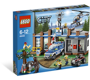 LEGO Forest Police Station Set 4440 Packaging
