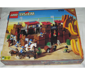 LEGO Fort Legoredo Set 6769 Packaging