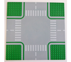 LEGO Grønn Bunnplate 32 x 32 med Road med Crossroads (82937)