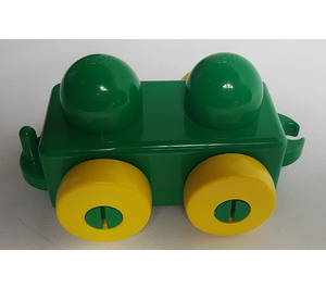 LEGO Grün Primo Fahrzeug Base mit Gelb Räder und tow hitches