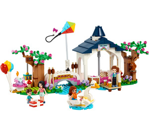 LEGO Heartlake City Park Set 41447