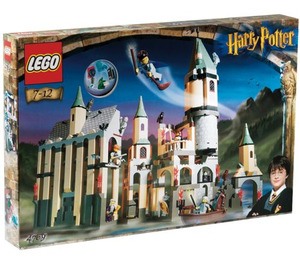 LEGO Hogwarts Castle Set 4709 Packaging