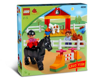 LEGO Horse Stable Set 4690 Packaging