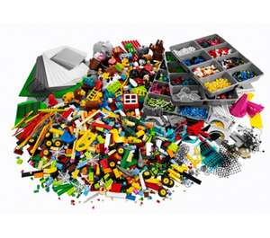 LEGO Identity and Landscape Kit  Set 2000415