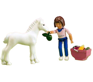 LEGO Jennifer and Foal Set 5822