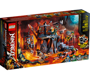 LEGO Journey to the Skull Dungeons 71717 Packaging
