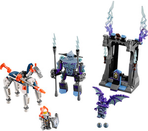 LEGO Lance vs. Lightning Set 70359