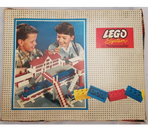 LEGO Large Basic Set (Flat Box) 711-2