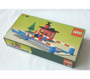 LEGO Level Crossing 146 Packaging