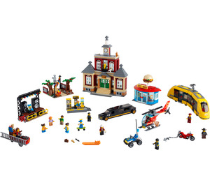 LEGO Main Square Set 60271