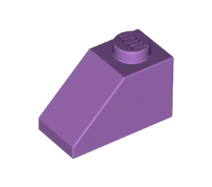 LEGO Mittlerer Lavendel Steigung 1 x 2 (45°) (3040 / 6270)