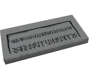 LEGO Gris pierre moyen Tuile 2 x 4 avec Noir Petit Runes, Noir Outer Line Autocollant (87079)