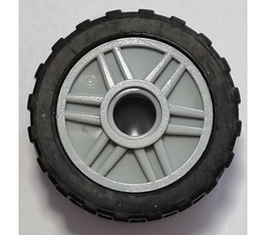 LEGO Gris Pierre Moyen Wheel Rim Ø18 x 14 with Pin Hole with Tire 24 x 14 Shallow Tread (Tread Small Hub) with Band around Center of Tread