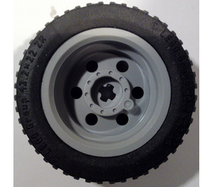 LEGO Medium steengrijs Wheel Rim Ø30 x 20 with No Pinholes, with Reinforced Rim with Tire, Low Profile, Wide Ø43.2 X 22 ZR