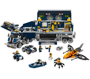 LEGO Mobile Command Centre Set 8635