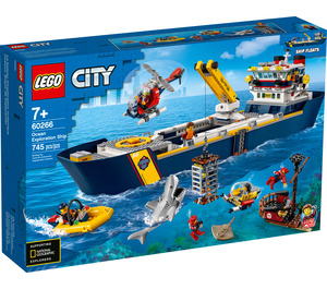 LEGO Ocean Exploration Ship Set 60266 Packaging