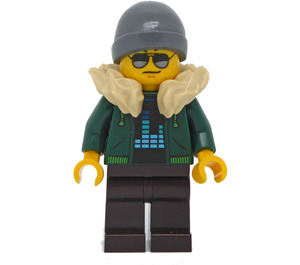 LEGO Passenger avec Fur Collar - Male Figurine