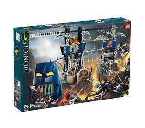 LEGO Piraka Stronghold Set 8894 Packaging