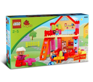 LEGO Playhouse Set 4689 Packaging