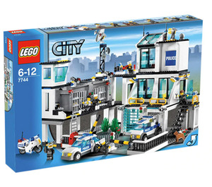 LEGO Police Headquarters Set 7744 Packaging