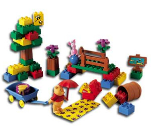 LEGO Pooh's Honeypot Set 2989